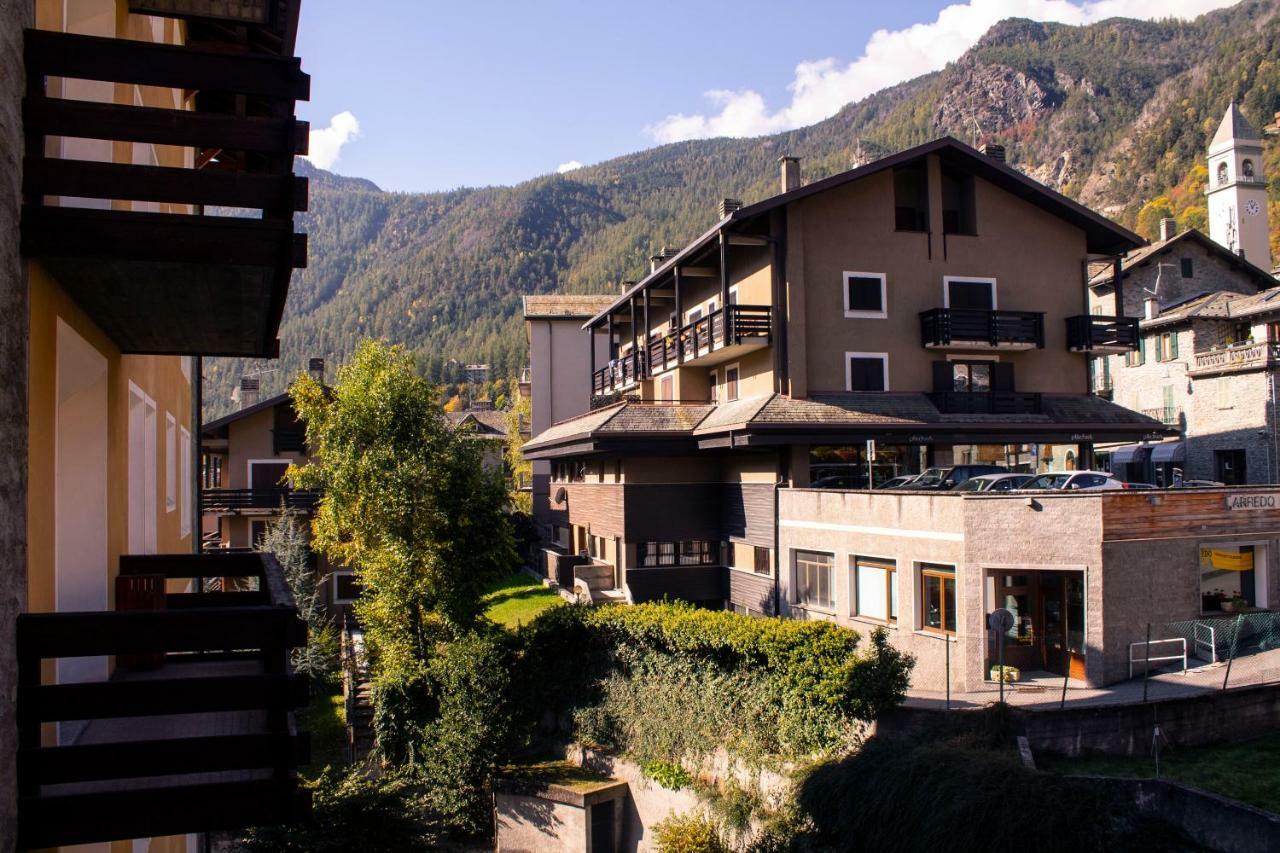 Appartamento In Centro A Chiesa Valmalenco Chiesa in Valmalenco Eksteriør bilde